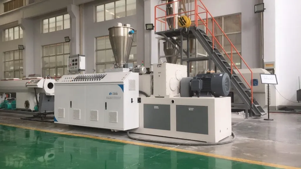 Twin Screw Extruder