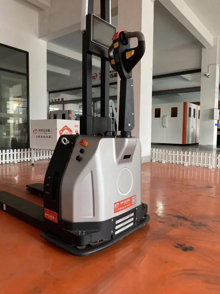 AGV forklift