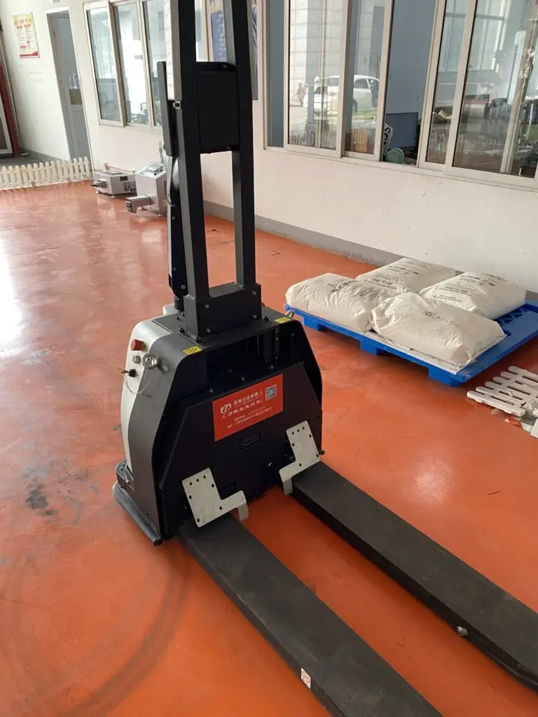 AGV forklift